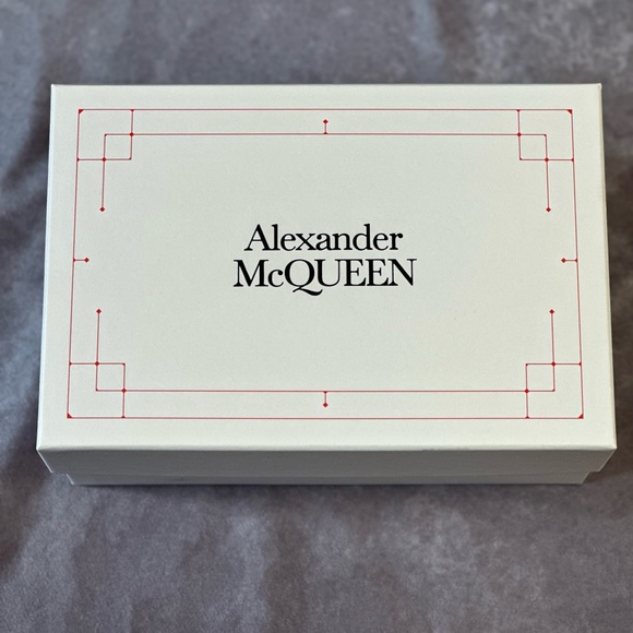 ALEXANDER MCQUEEN LOGO NYLON SKULL CROSSBODY BAG W/SILVER CHAIN, KHAKI GREEN - Picture 15 of 15